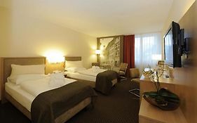 Holiday Inn Feldkirch  4* Austria